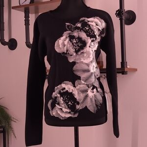 Striking Calvin Klein Floral Jacquard Sweater in Black/White. Perfect for Office
